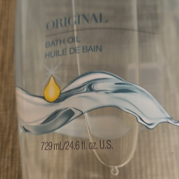 Skin So Soft Bath Oil &  Moisture Therapy Intensive Healing & Repair Cream. - Picture 3 of 6